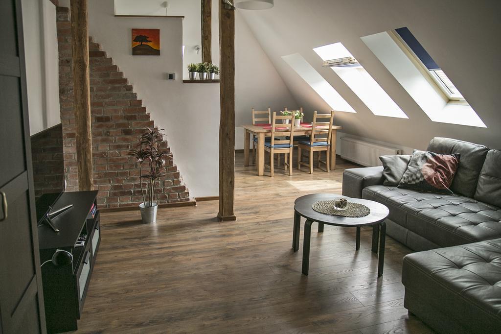 Apartament Przy Rynku Ополе Екстериор снимка