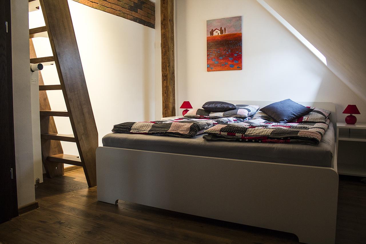 Apartament Przy Rynku Ополе Екстериор снимка