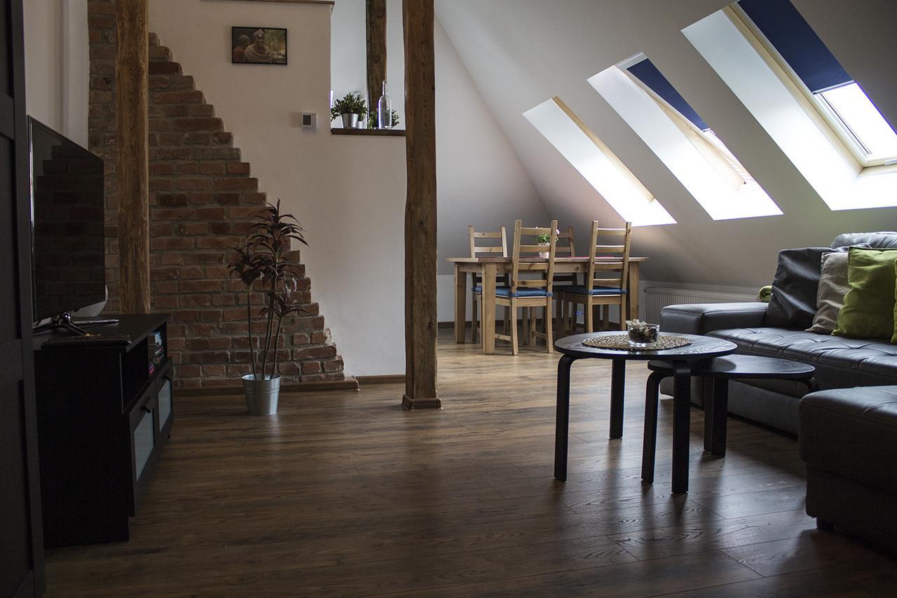 Apartament Przy Rynku Ополе Екстериор снимка